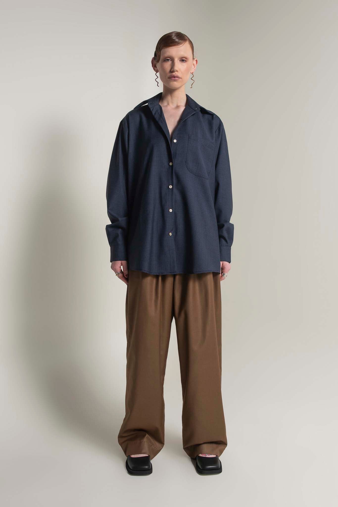 Lennon Collared Shirt in Navy Check