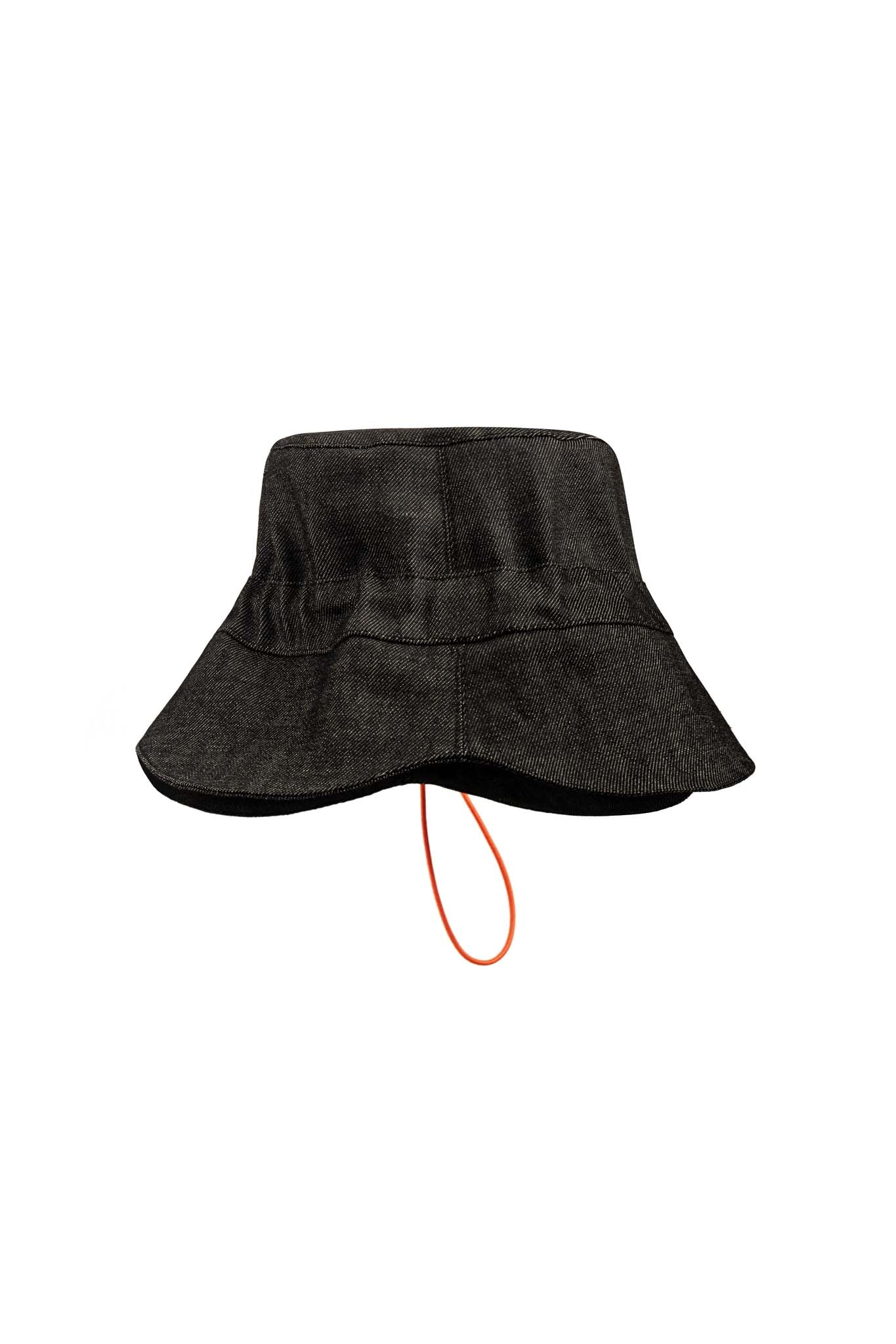 Curvee Bucket Hat