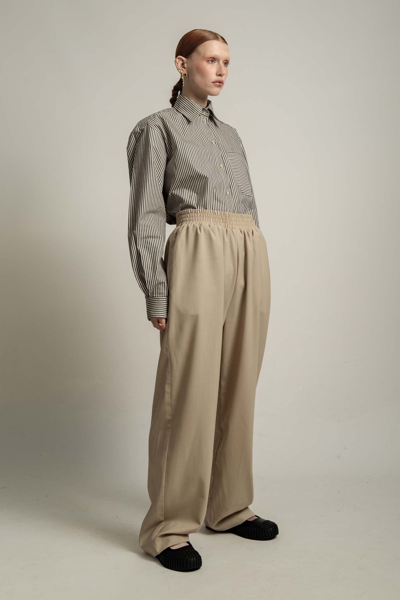 Soren Elasticated Waist Trouser in Mushroom Stripe